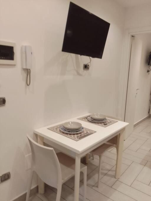 Oltre Me Apartment Bari Luaran gambar