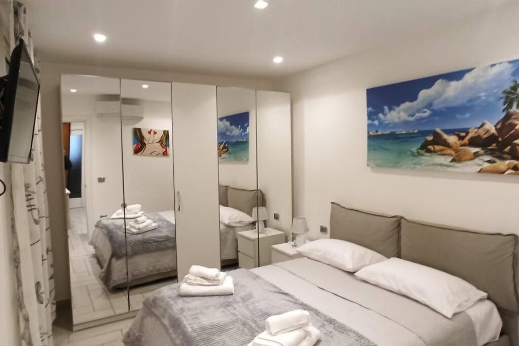 Oltre Me Apartment Bari Luaran gambar