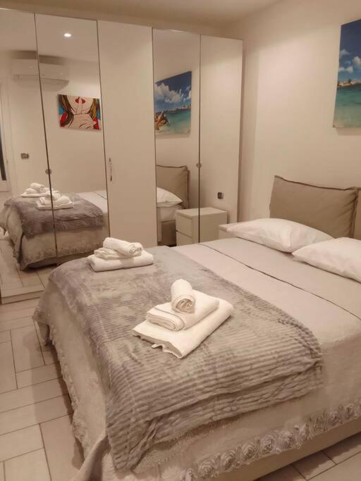 Oltre Me Apartment Bari Luaran gambar